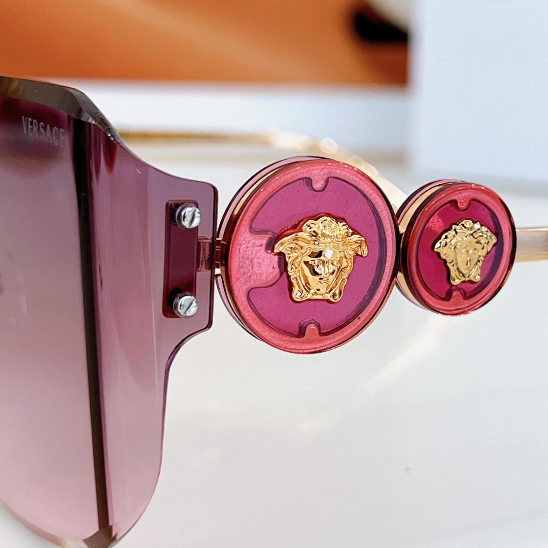 。 VERSACE
MOD：VE6781
Size：65口16 145
🔝🔝