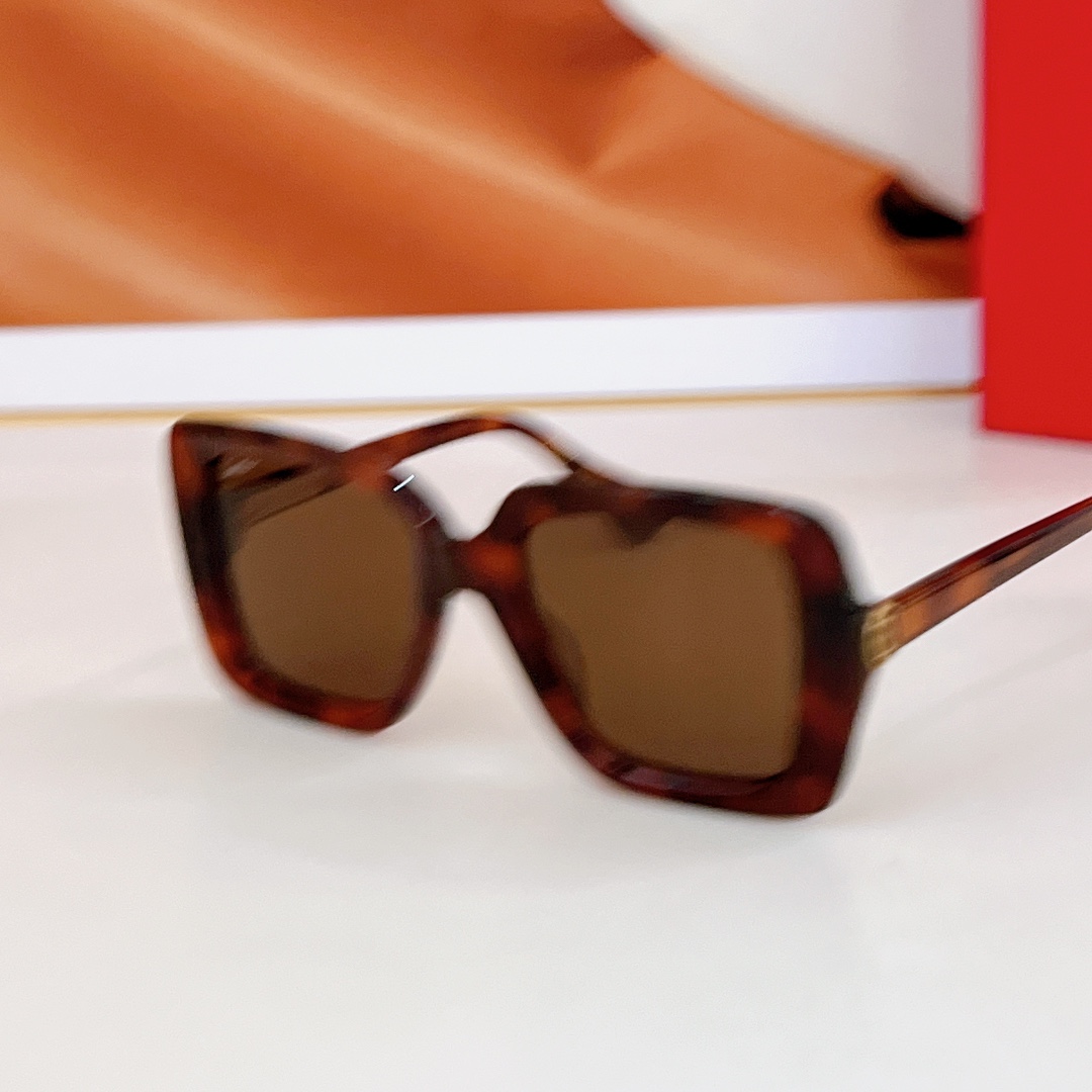 。Cartier
MOD：CT0315
Size：54口21 140
🔝🔝