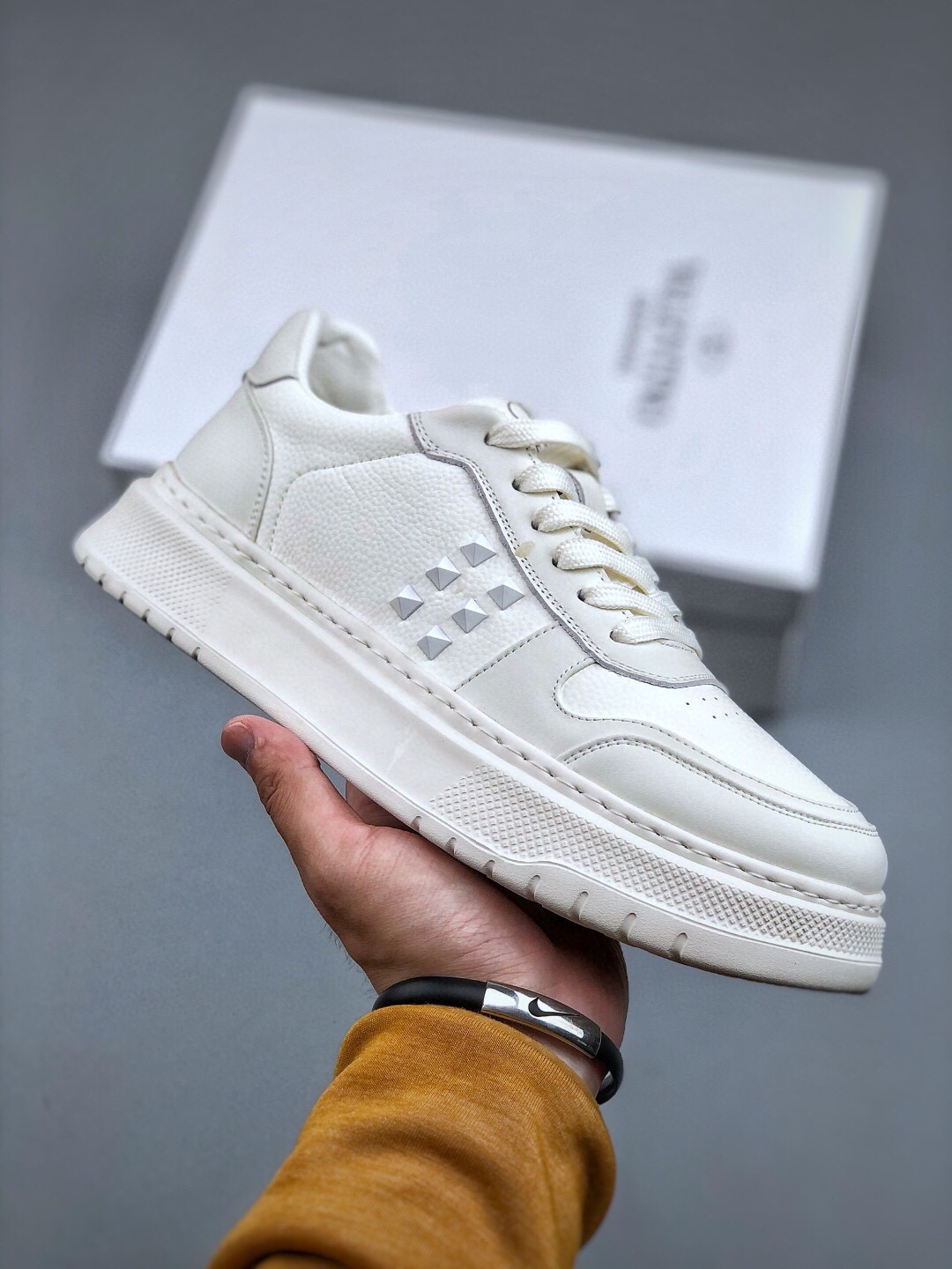 Valentino Rockstud Untitled White Leather Sneakers - Iconic Stud Detail 5 i1745858539 1027 3