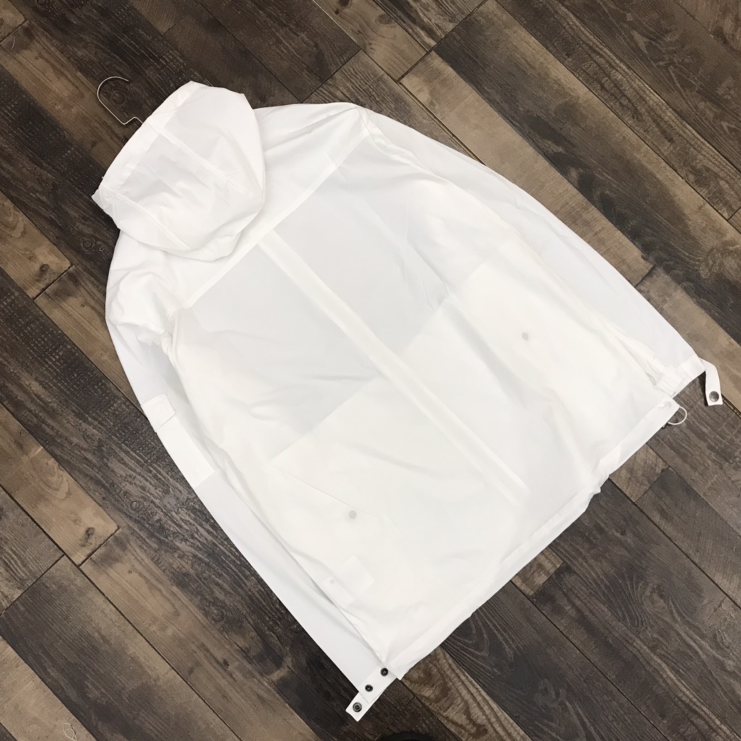 Moncler Chaqueta Cortavientos de Seda Helada para Parejas - Protección Solar 4 i1745861663 125 2