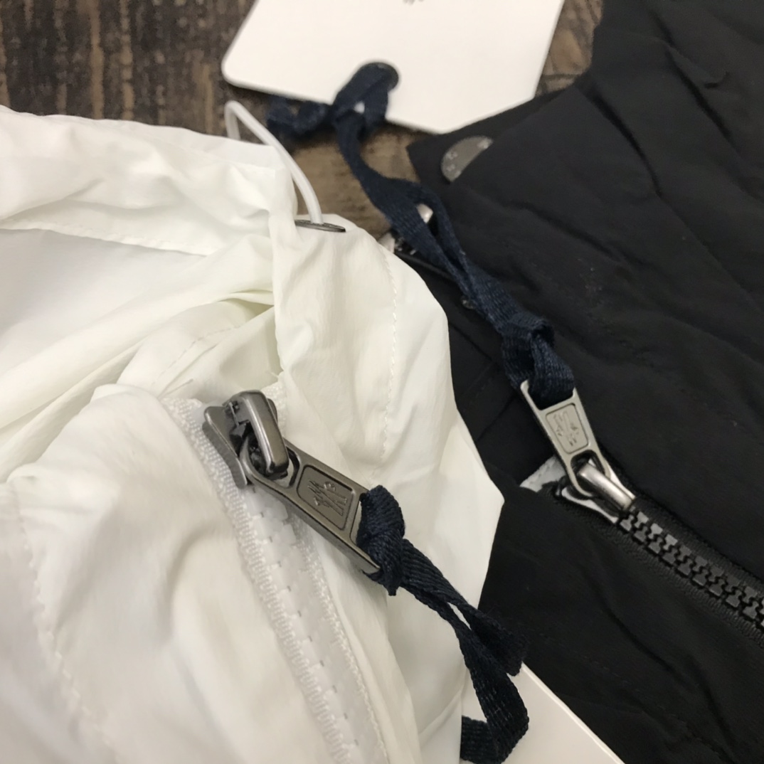 Moncler Chaqueta Cortavientos de Seda Helada para Parejas - Protección Solar 8 i1745861663 8846 6
