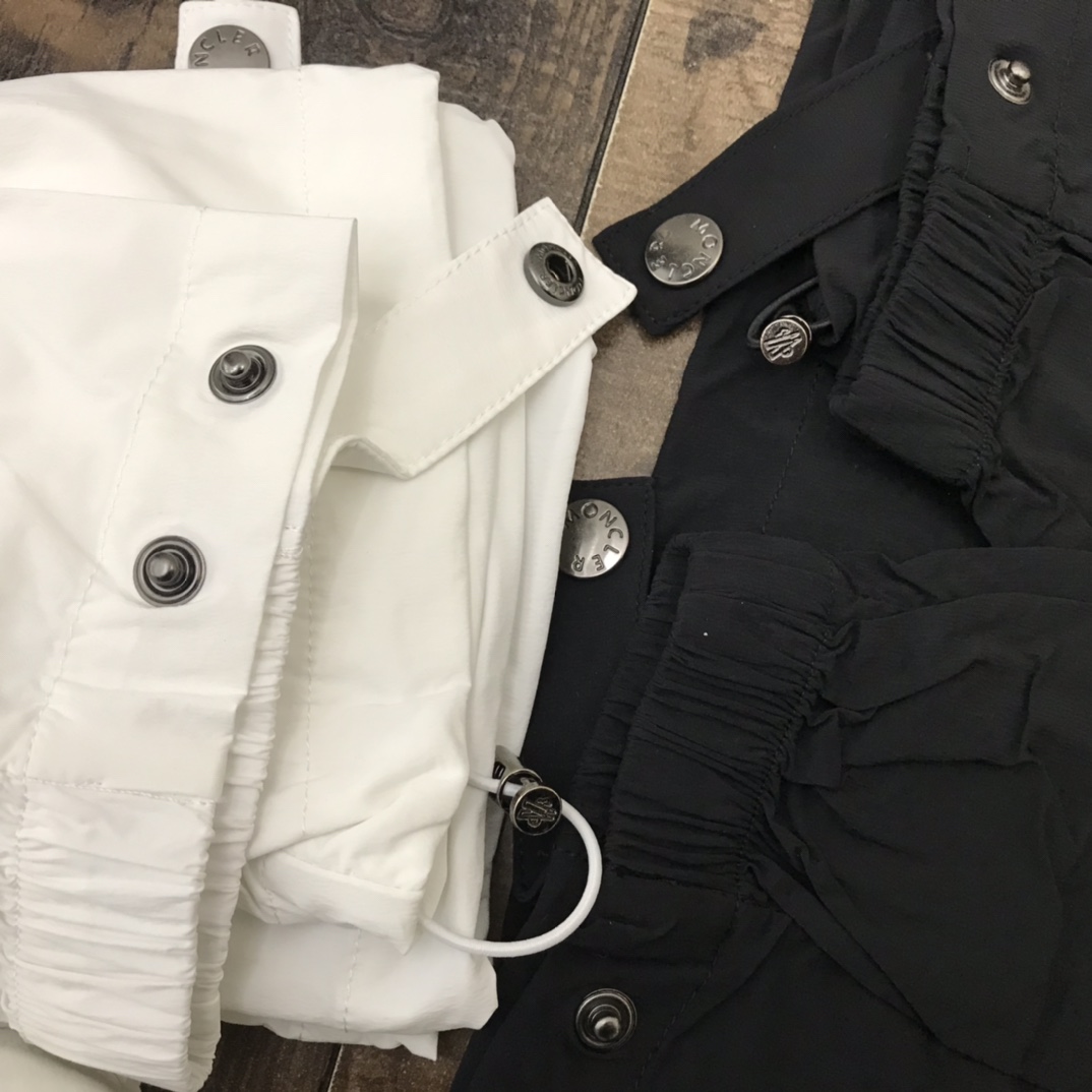 Moncler Chaqueta Cortavientos de Seda Helada para Parejas - Protección Solar 9 i1745861663 9906 7