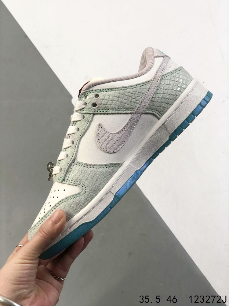 Nike SB Dunk Low Retro Skateboarding Shoes - Comfortable Zoom Air Cushioning 7 i1745862488 2195 5