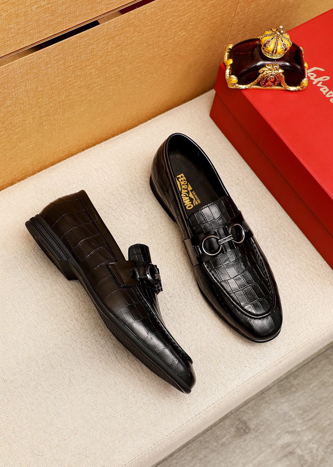 Ferragamo Men's Black Embossed Leather Loafers with Metal Hardware - Size 39-44 3 i1745889028 2308 1