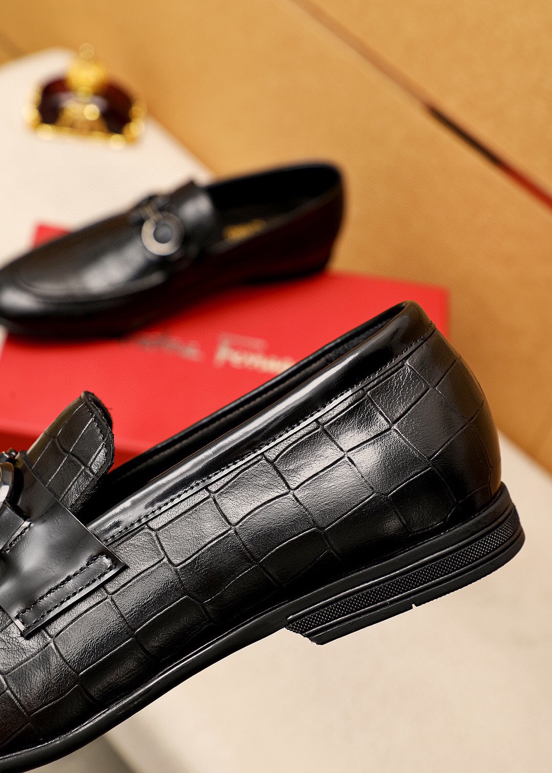 Ferragamo Men's Black Embossed Leather Loafers with Metal Hardware - Size 39-44 7 i1745889028 7164 5