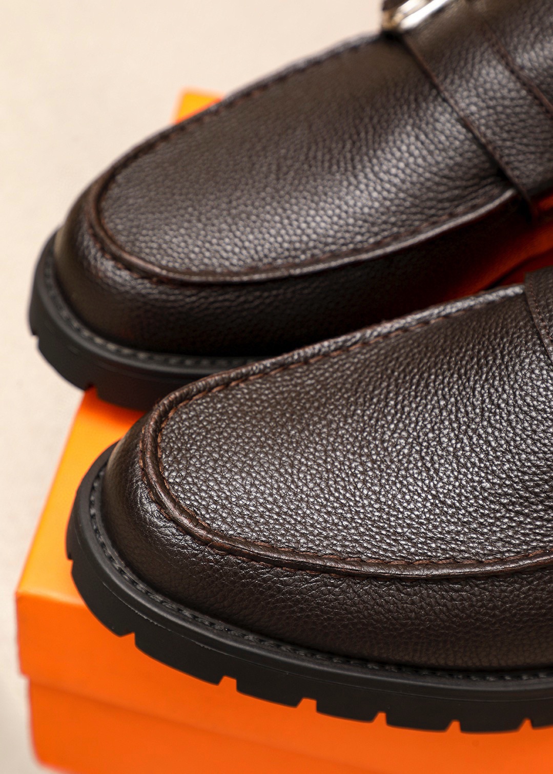 Hermes Leather Loafers with Buckle Detail - Premium Quality & Comfort 9 i1745889498 1355 7