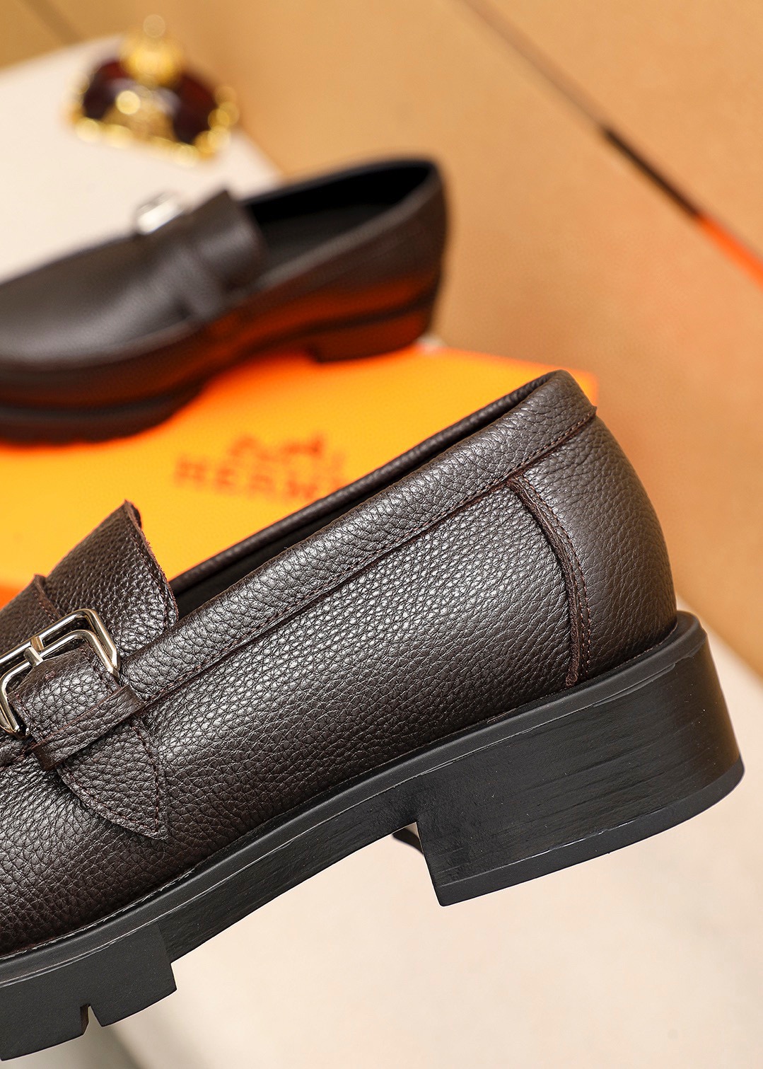 Hermes Leather Loafers with Buckle Detail - Premium Quality & Comfort 8 i1745889498 6306 6