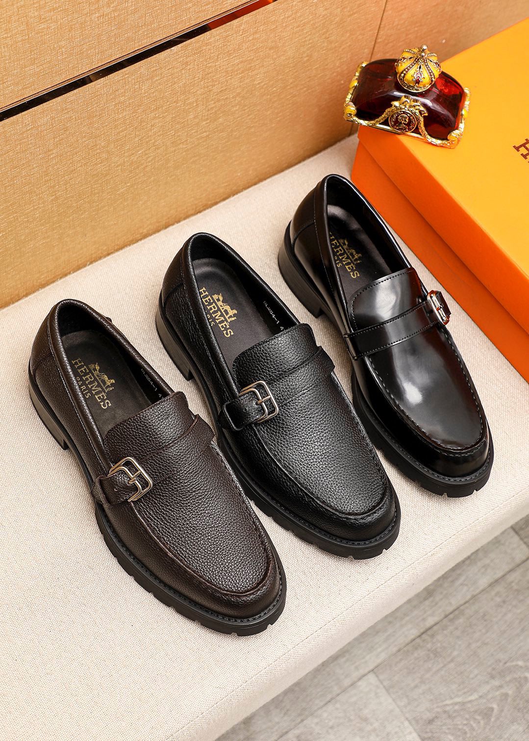 Hermes Leather Loafers with Buckle Detail - Premium Quality & Comfort 6 i1745889498 9966 4