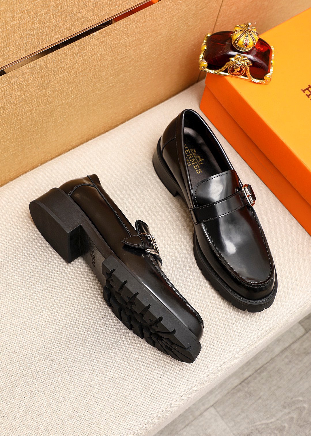 Hermes Men's Black Leather Loafers with Buckle Detail - Sizes 38-44 4 i1745889612 4885 2