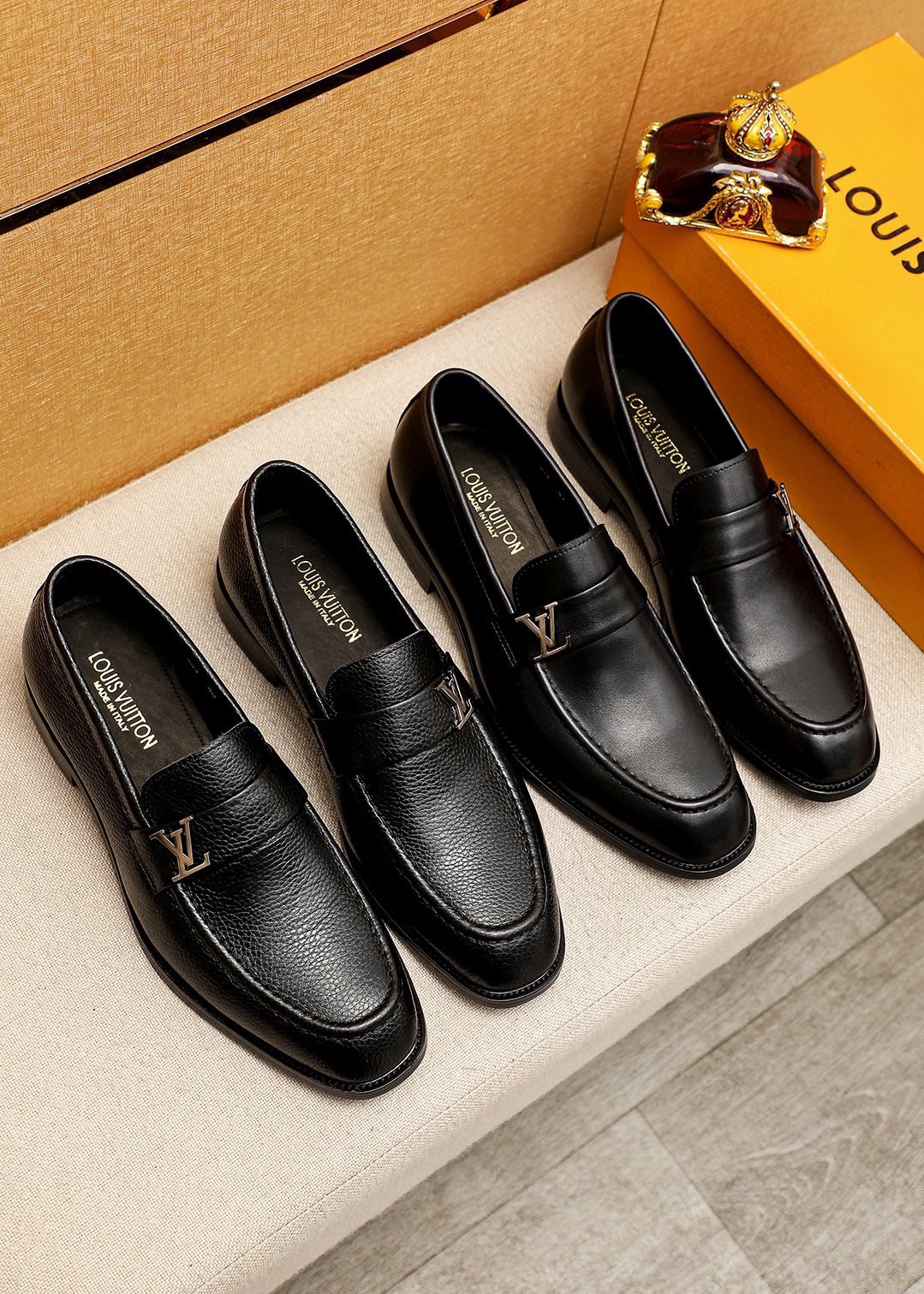 Louis Vuitton Leather Loafers, Classic Style, Comfortable Fit, Sizes 38-44 6 i1745890333 8957 4