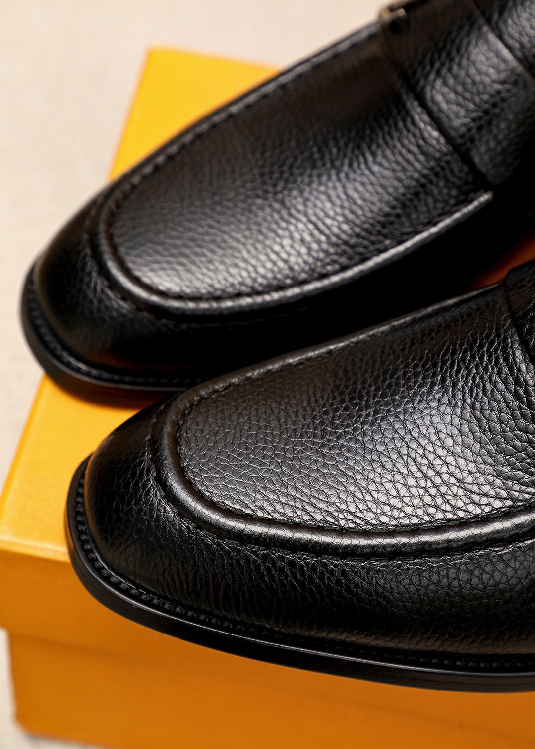 Louis Vuitton Leather Loafers for Men, Black, Sizes 38-44 8 i1745890383 4786 6