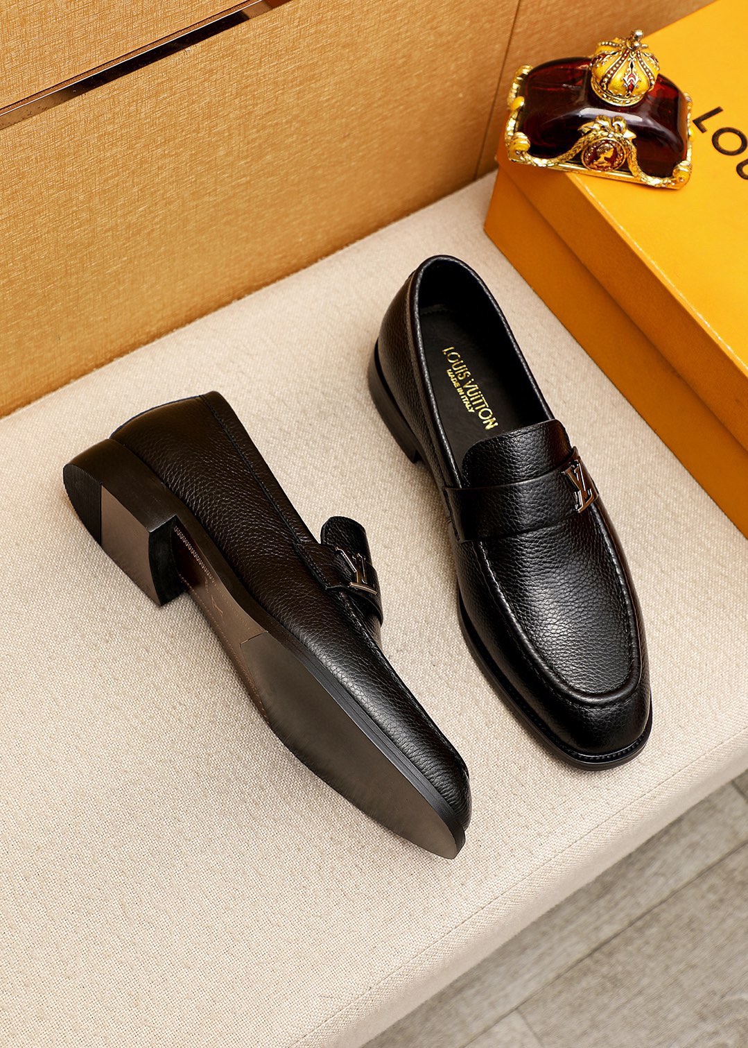 Louis Vuitton Leather Loafers for Men, Black, Sizes 38-44 4 i1745890383 6098 2