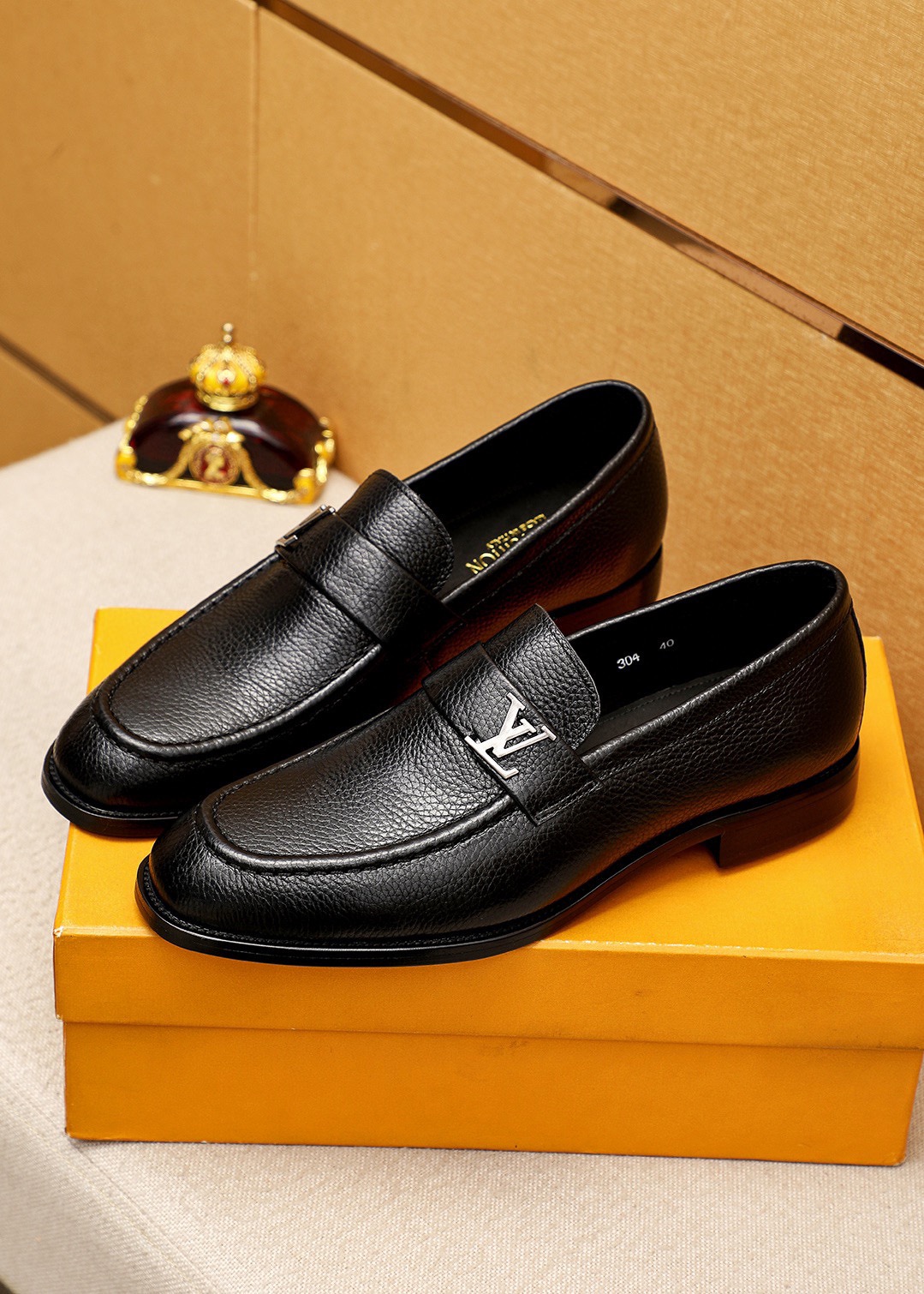 Louis Vuitton Leather Loafers for Men, Black, Sizes 38-44 3 i1745890383 6291 1