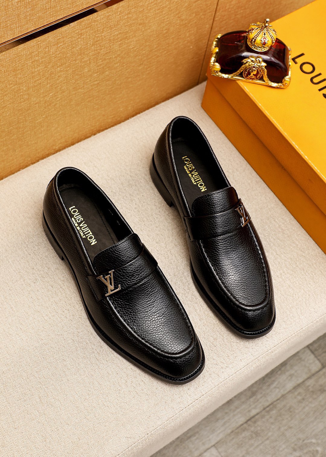 Louis Vuitton Leather Loafers for Men, Black, Sizes 38-44 2 i1745890383 8787 0