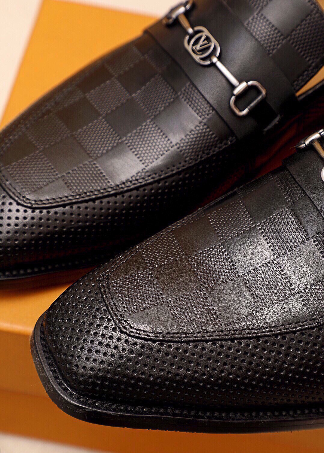 Louis Vuitton Leather Loafers for Men, Luxury Designer Shoes Size 38-44 8 i1745890508 7369 6