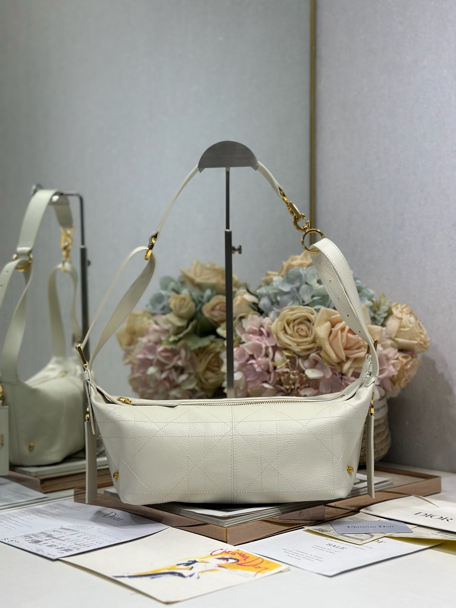 NO:212545,Small D-Journey handbag 