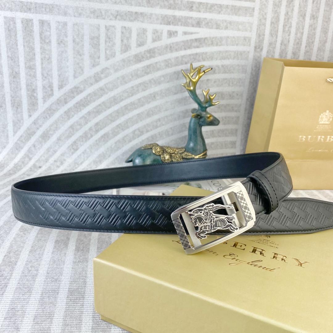 巴宝莉💕 特种皮腰带自动带系列 ，原厂五金精品不锈钢扣，手感柔软舒适 宽3.5CM。