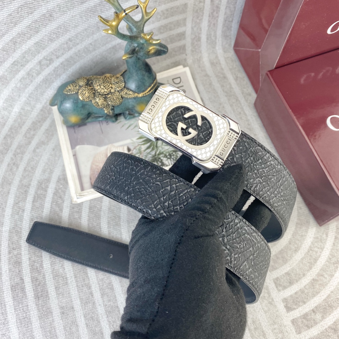 古奇💕 特种皮腰带系列 ，原厂五金精品不锈钢扣，手感柔软舒适 宽3.8CM。