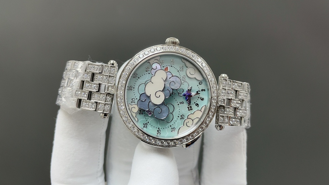 Review: Vanyabal Lady Arpels Ronde des Papillons Watch Features Elegant Butterfly Design - 图片 2