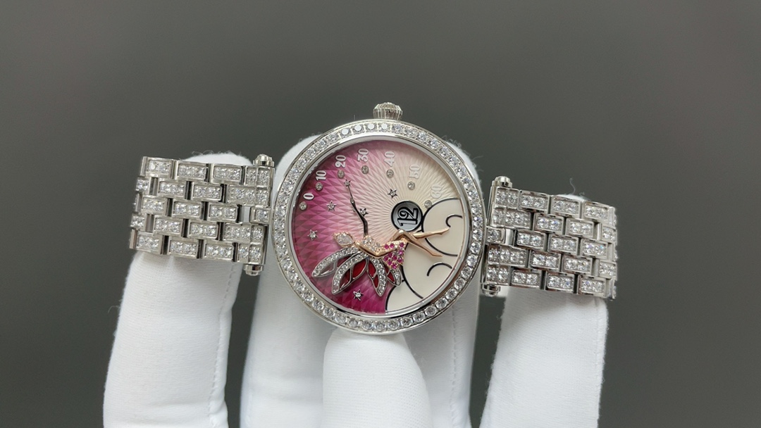 Van Cleef Lady Férie Wristwatch: Symbol of Joy and Hope with Classic Elegance - 图片 3