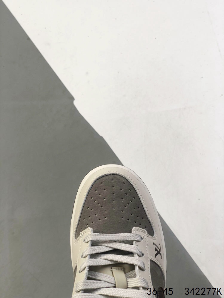 Nike SB Dunk Low Louis Vuitton Sneakers Low-Top Skateboarding Shoes 9 i1745939092 4607 7