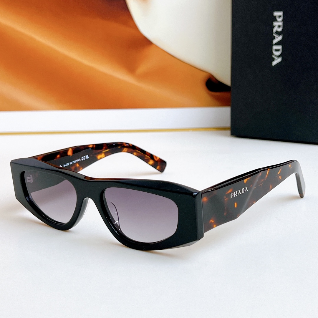  PRADA
MOD：OPRB19S
Size：52口17 145
🔝🔝