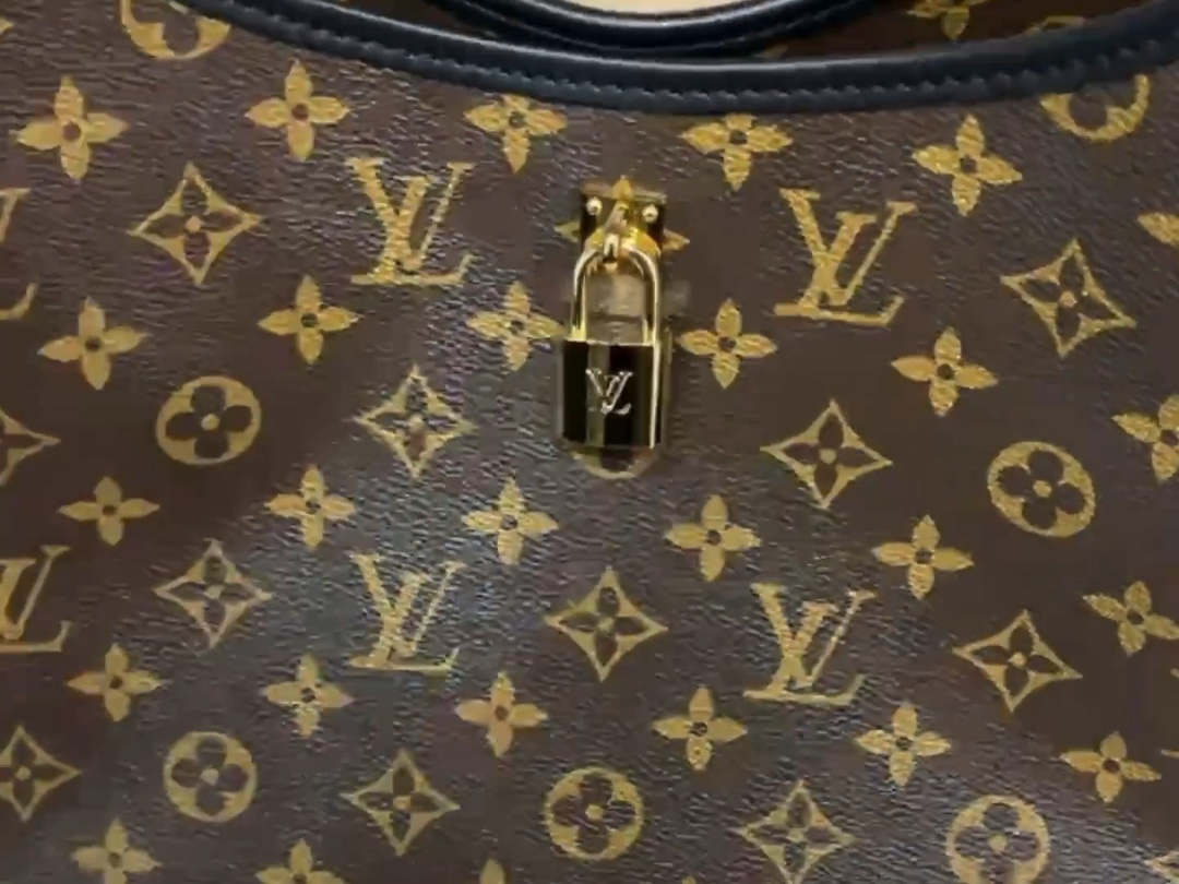 【The Drop 大号单肩手袋】 m12941 老花 小视频