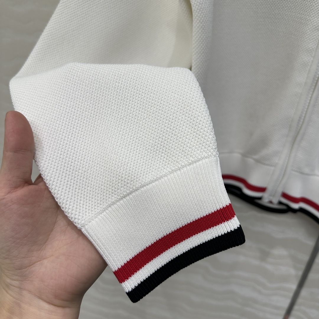 独家首发❤️原单品质，MissD 网球运动风针织🧶拉链夹克外套！气质经典版型百搭不挑人，刺绣CD星星高级