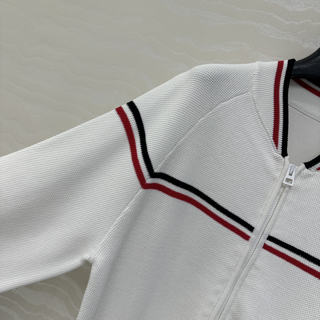 独家首发❤️原单品质，MissD 网球运动风针织🧶拉链夹克外套！气质经典版型百搭不挑人，刺绣CD星星高级