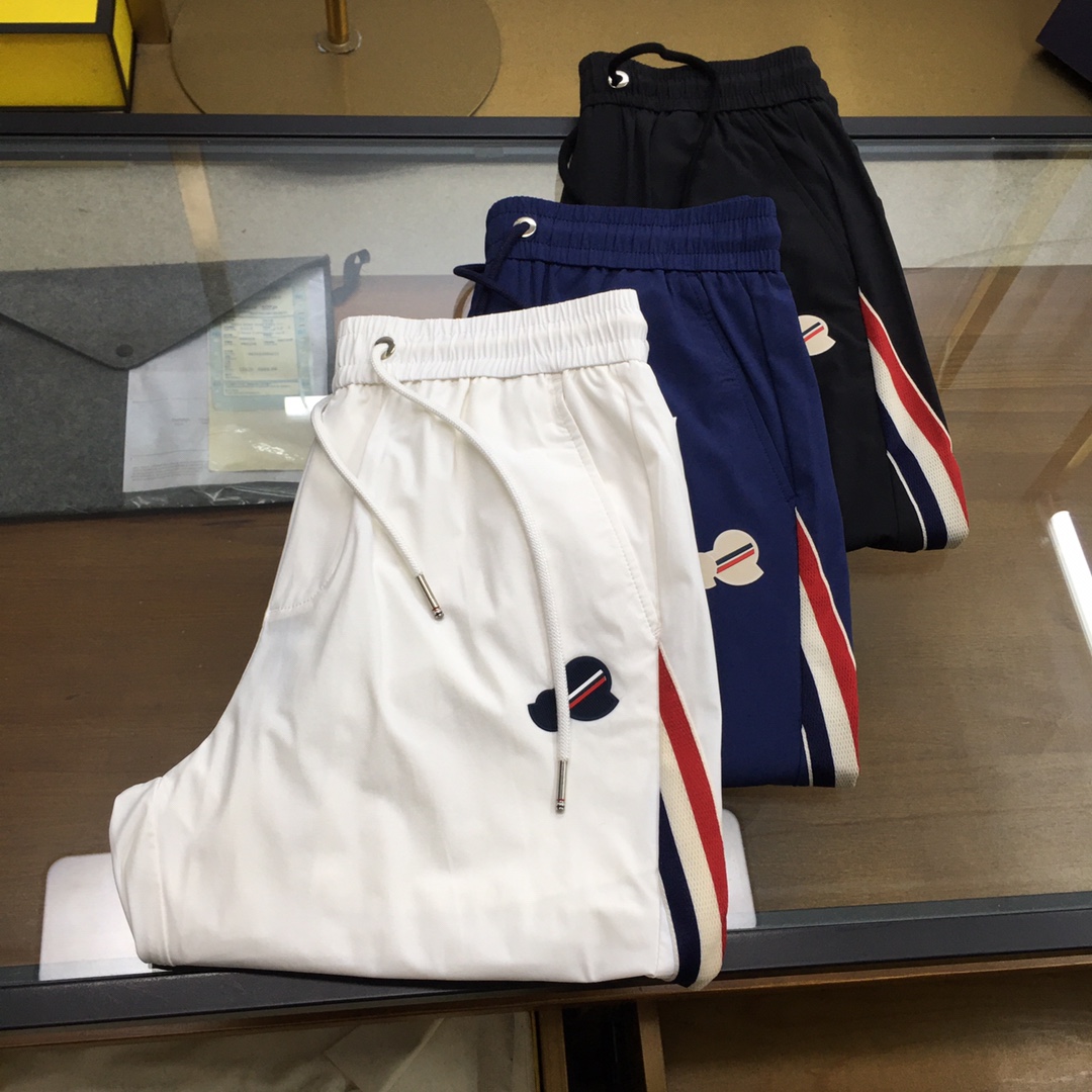 NO:154456,Top product [Moncle......] 2025 spring and summer new casual pants!  The official website is released simultaneously. The brand's classic LOGO casual pants, customized high-end fabric, strong breathability, excellent comfort, strong hand touch. Extremely recognizable, perfect quality craftsmanship. Size M-3XL, christian louboutin, alexander wang19860909顶品【Moncle....】 2025春夏新款休闲裤！官网同步发售.品牌经典LOGO休闲裤 ,定制高端面料,透气性强,舒适度极好,手触感强烈.辨识度极高,完美品相工艺. 尺码M-3XL,,christian louboutin,alexander wang,Men's clothing