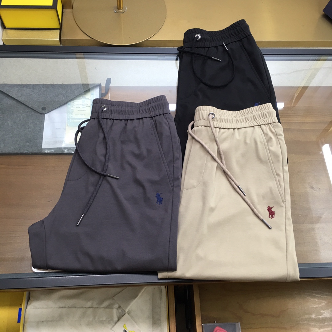NO:154458,Top product [Paul George] 2025ss Coppermine Modal Tennis Spring and Summer Leisure Pants Rejuvenated aesthetics, interpreting a rich style of style, with a strong sense of detail and design. The classic brand logo is used as a color combination to interpret the classic brand fashion, adding luster to the overall shape, light and refreshing, soft and comfortable. The inner woven surface is flat and breathable, very simple and unique charm. The trousers are embellished with the iconic brand logo, highlighting the brand style, and creating fashionable and diverse styles. The top fabric is carefully crafted, soft and comfortable, and is also skin-friendly and breathable. It is a pair of pants that are comfortable for both home and out. You can go out with a T-shirt Polo~ Size: 29-38,,tees, t-shirt, alexander wang19860909顶品【保罗乔治】 2025ss铜氨丝莫代尔天丝春夏休闲裤 美学的焕新诠释,演绎浓郁的格调型时尚风范,细节感和设计感强悍.经典品牌标识做为色彩搭配,演绎经典的品牌时尚,为整体造型增光添彩,轻薄清爽,柔软舒适.内里织面平整透气性极佳,简洁而富有独特魅力. 裤身上点缀标志性品牌标识,彰显品牌格调,打造时尚多样的造型.顶级面料精心打造,柔软舒适,还亲肤透气,是居家和外出都很舒适的一款裤子,随便搭个T恤Polo就可以出门啦~ 尺码:29-38,,tees，t-shirt,alexander wang,Men's clothing