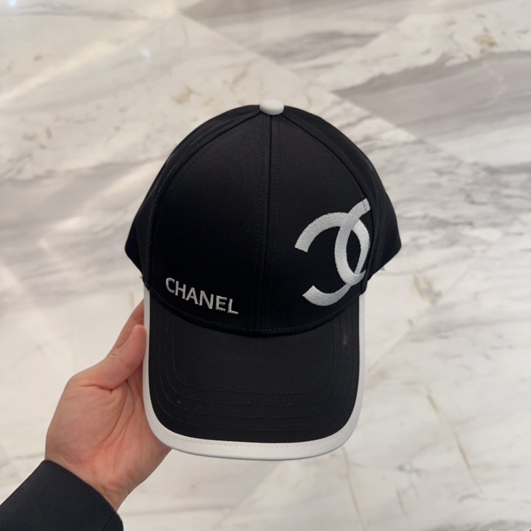 NO:229370,Chanel CHANEL new baseball cap, Xiaoxiang classic simple, fashionable and casual design New hat Straw hat Fisherman hat Baseball cap, hat, chanel, chanel, espadrilles, hats19860909香奈儿CHANEL 新品棒球帽,小香经典简约,时尚休闲设计 跑量新品帽子草帽渔夫帽棒球帽,帽子,chanel,chanel,espadrilles,hats,hat
