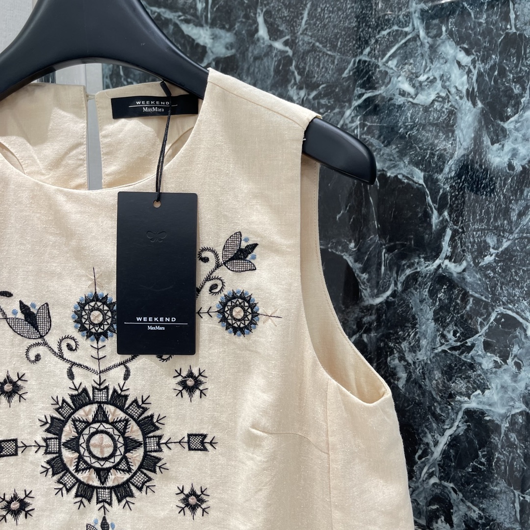 Weekend Max Mara Cotton-Linen Blend Sleeveless Midi Dress - Geometric Print 4 i1745987832 602 2