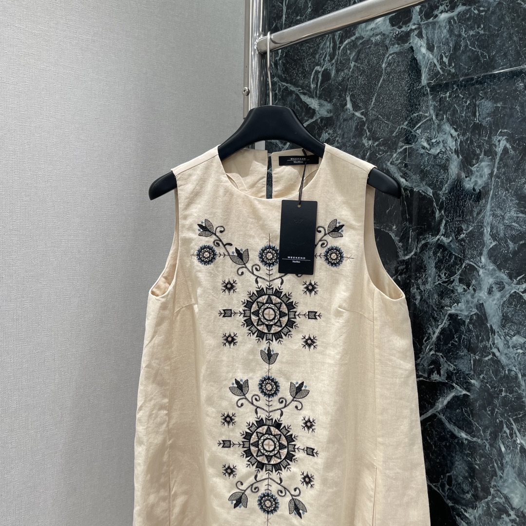 Weekend Max Mara Cotton-Linen Blend Sleeveless Midi Dress - Geometric Print 3 i1745987832 7299 1