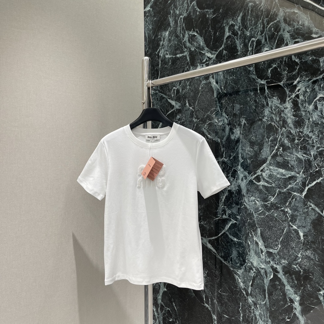 Miu Embellished Short Sleeve T-Shirt - Slim Fit, Round Neck, Summer Style 5 i1745988179 2785 3
