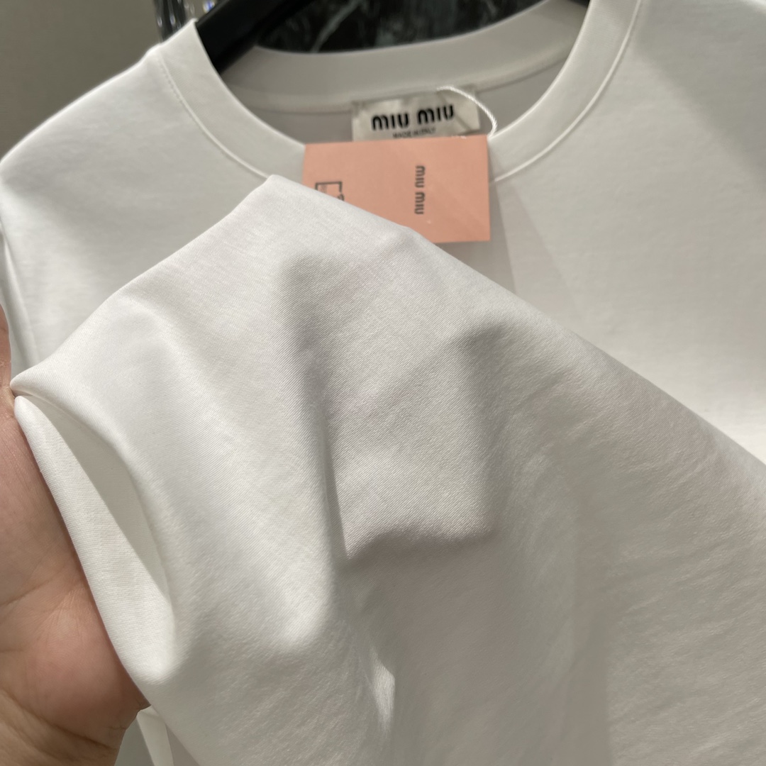 Miu Embellished Short Sleeve T-Shirt - Slim Fit, Round Neck, Summer Style 9 i1745988179 6414 7