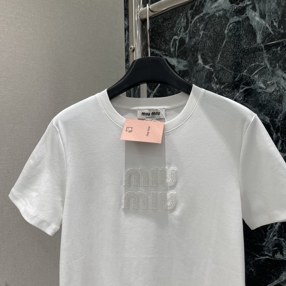Miu Embellished Short Sleeve T-Shirt - Slim Fit, Round Neck, Summer Style 6 i1745988179 8793 4