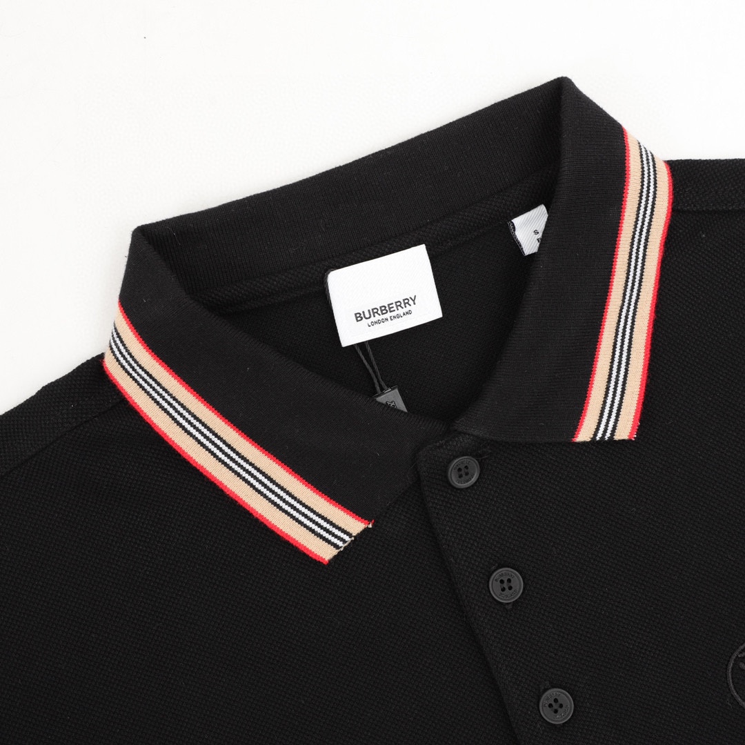 💰80
Burberry/巴宝莉  胸口小刺绣短袖POLO衫
尺码：XS-L