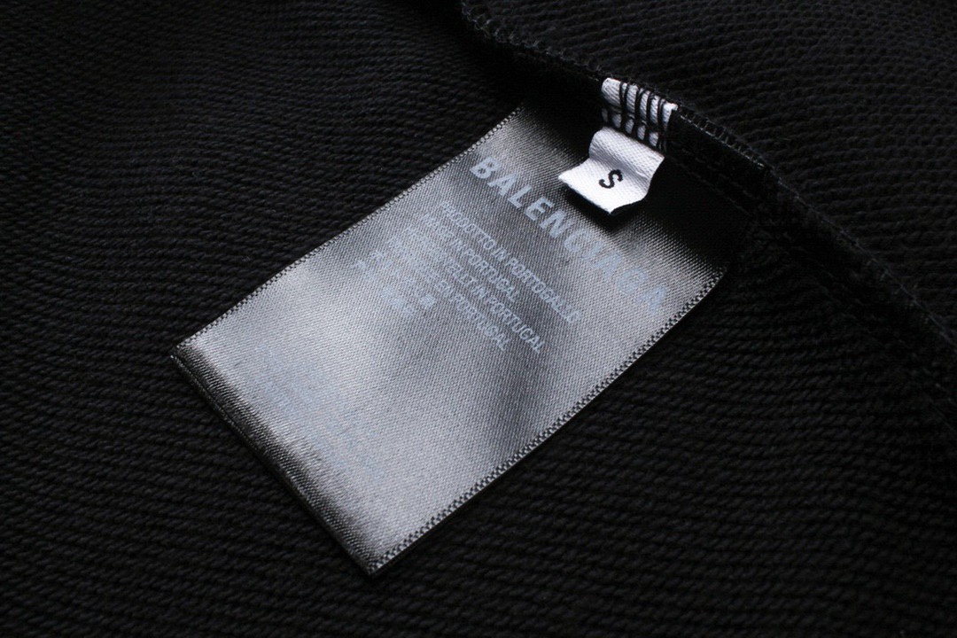 巴黎世家/Balenciaga 夏季新款 喷绘涂鸦联名海浪字母logo休闲短裤 五分裤