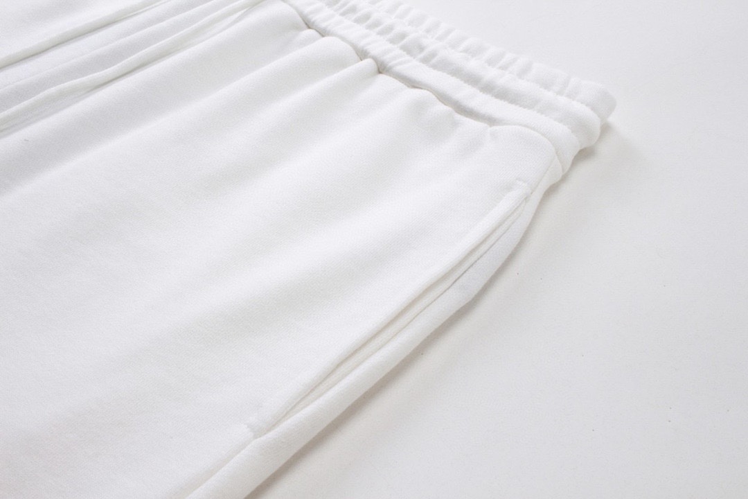 巴黎世家/Balenciaga 夏季新款 喷绘涂鸦联名海浪字母logo休闲短裤 五分裤