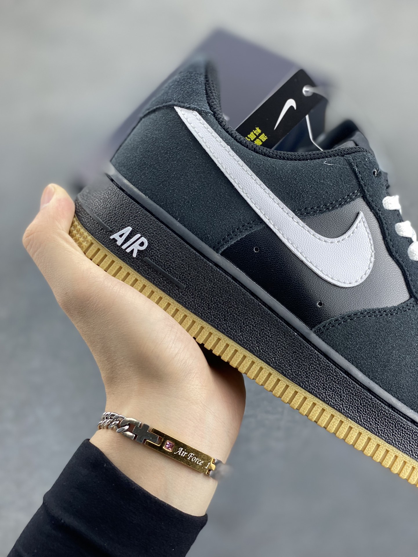 图片[6]-Nike Air Force 1 Low 黑白生胶底 空军一号低帮运动休闲板鞋 原楦头原纸板 打造纯正空军版型#专注外贸渠道 全掌内置蜂窝气垫 #原盒配件 原厂中底钢印、拉帮完美 货号：IB6388-001 尺码：36 36.5 37.5 38 38.5 39 40 40.5 41 42 42.5 43 44 44.5 45-选品中心