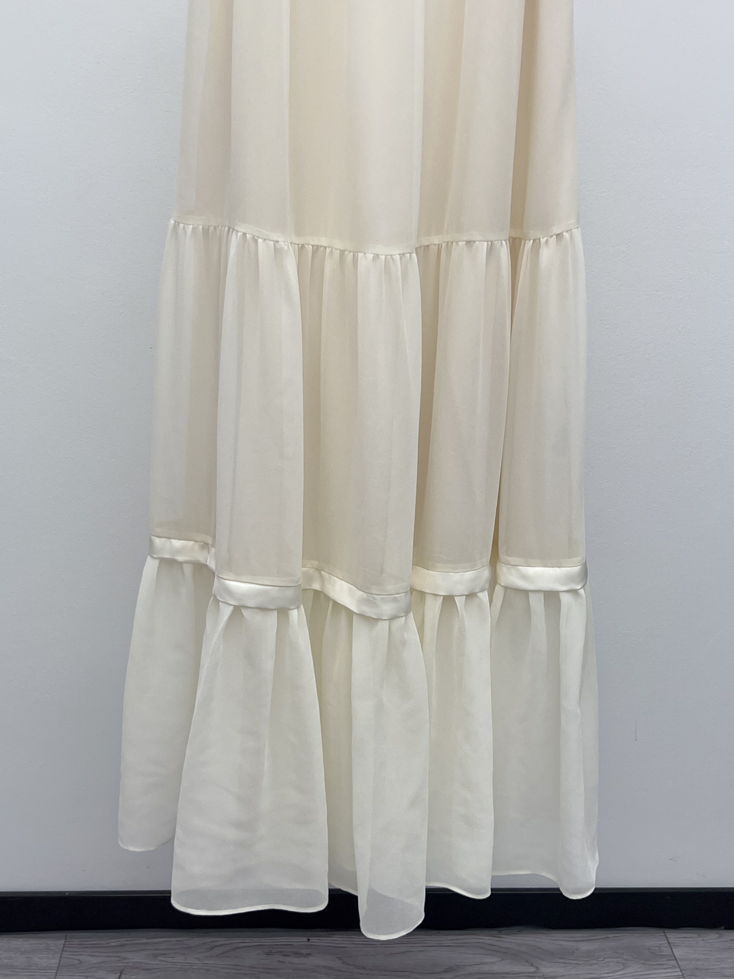 Bohemia Wind Belt Skirt: One-Size-Fits-All Female Suit with Unique Fabric Blend - 图片 5