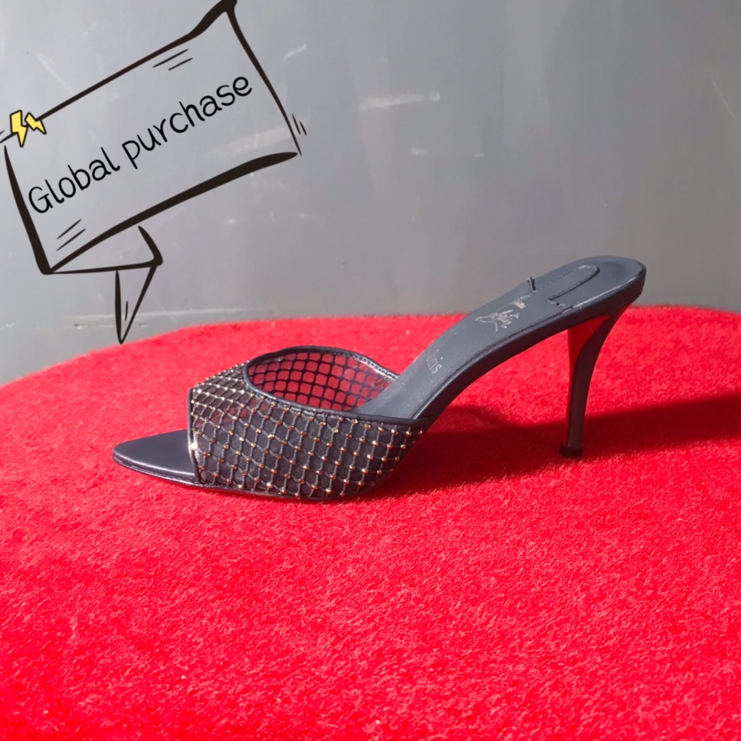 NO:100734,High-end customization 2025 spring and summer classic series!  H8Cm, size 34-42. Genuine leather large sole, custom-made models are not returned or exchanged. L572-001. Blue cowhide. Blue net. Gun color imitation of the Austrian diamond. Standard European code Official website picture Reference:L572-001 Color:blue/blue Material:cowhide Lining:goat leather Heel height:8cm Sole:leather sole Size:EUR 34-42 (US 4-11):,,christian louboutin,cowhide,Leather soles19860909高端订制 2025春夏精典款系列！ H8Cm,尺码34-42码. 真皮大底,订制款不退不换.L572-001.蓝色牛皮.蓝色网.枪色仿奥钻. 标准欧码 官网图 Reference:L572-001 Color:blue/blue Material:cowhide Lining:goat leather Heel heigh:8cm Sole:leather sole Size:EUR 34－42（US 4一11) :,,christian louboutin,cowhide,Leather soles,Women's Shoes