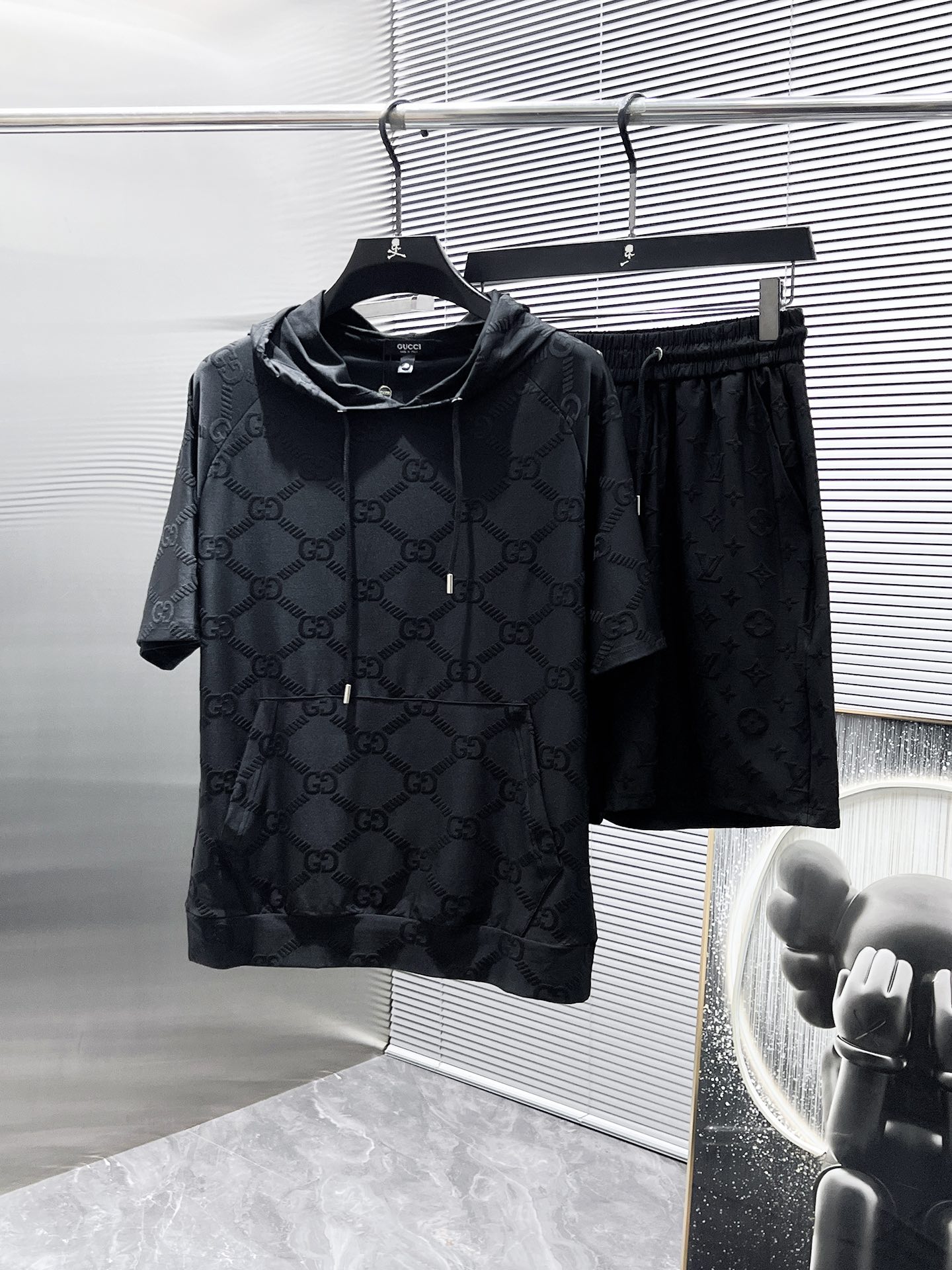 Gucci 2025SS Summer New Casual Short Sleeve Shorts Set - High-End Version 2 i1746161527 645 0