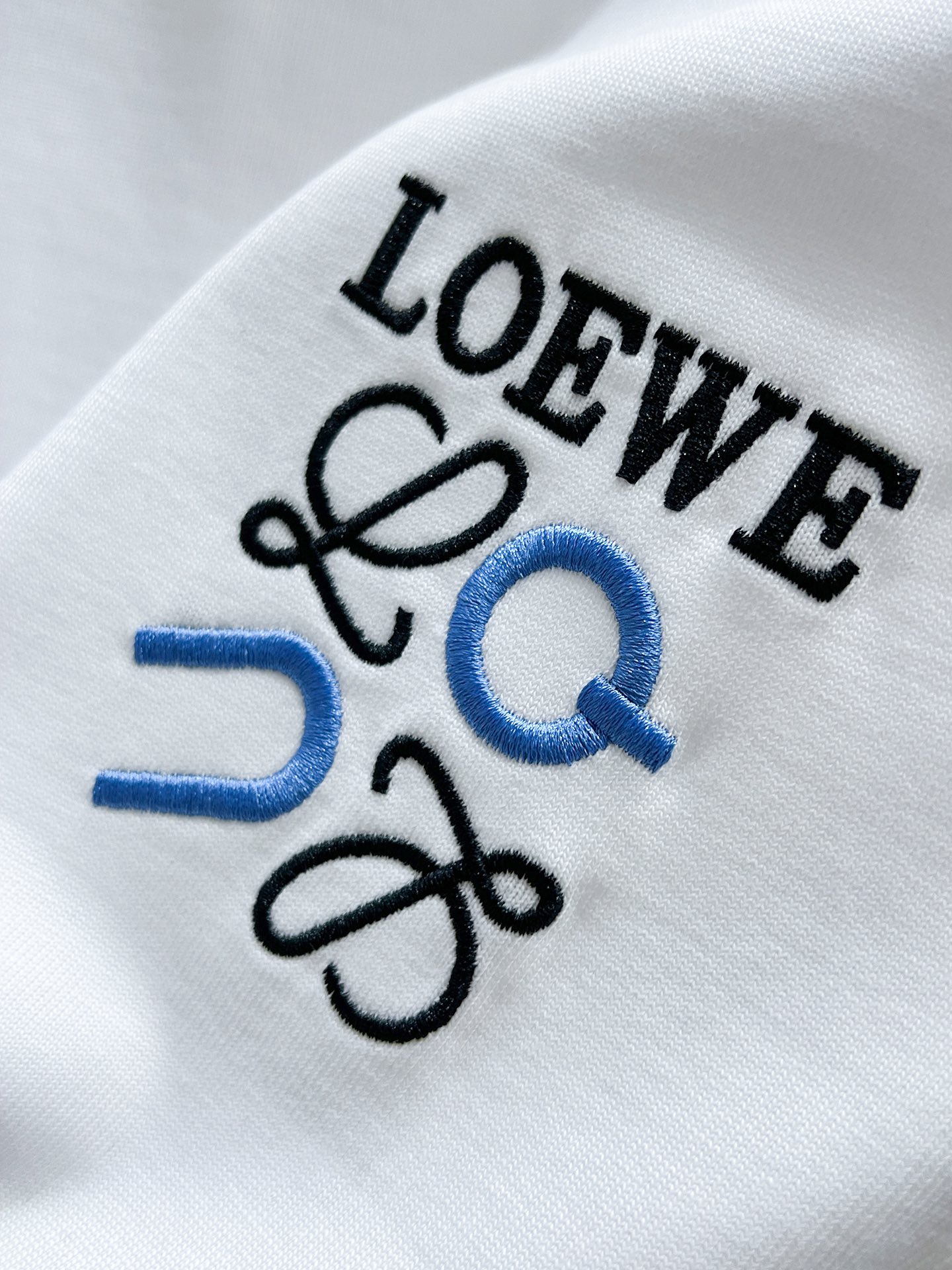 Loewe  T恤服装,loewe 6