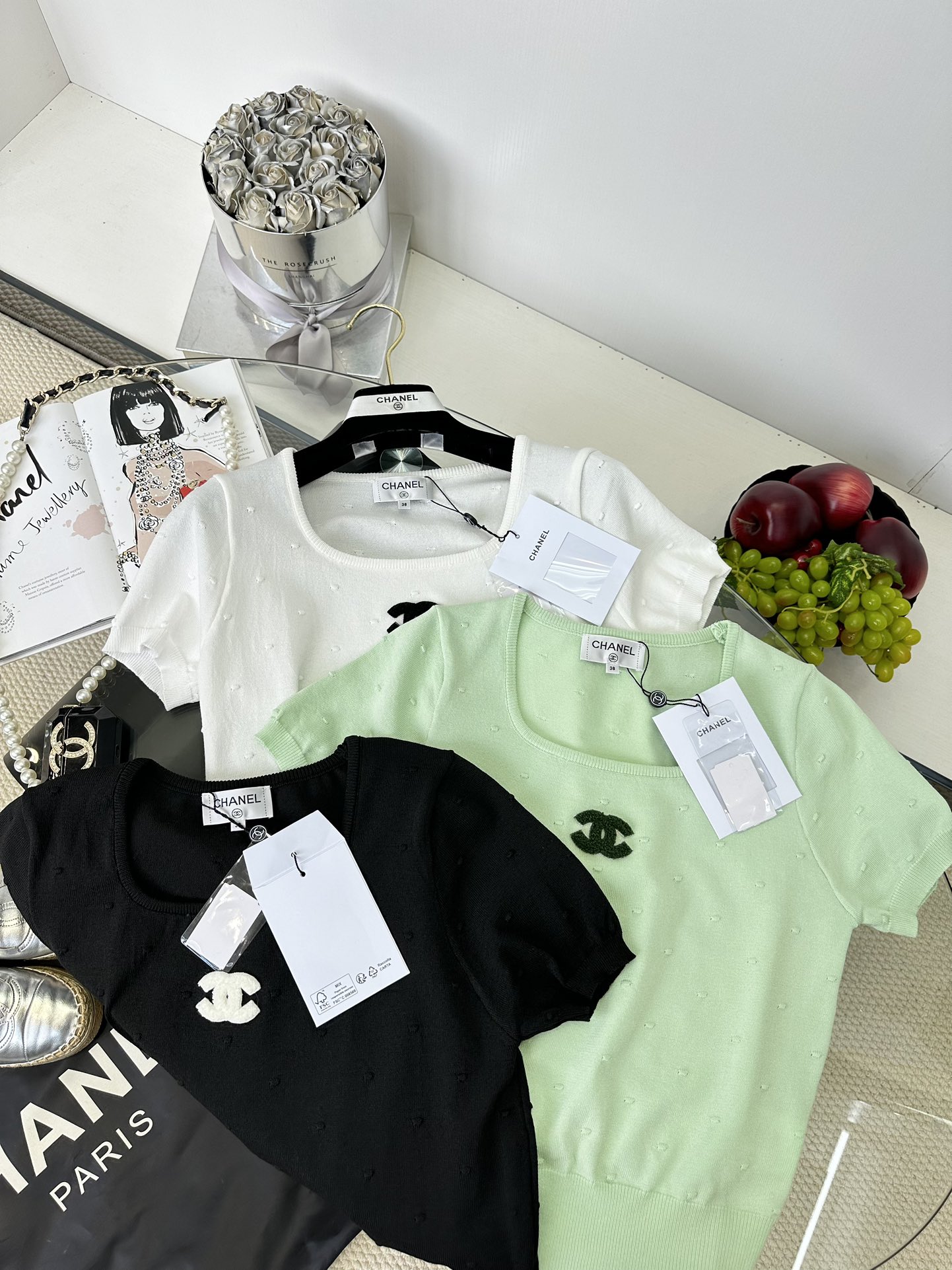 Chanel Vintage Ice Silk Knit Top - U-Neck, Breathable & Comfortable 2 i1746165503 3628 0