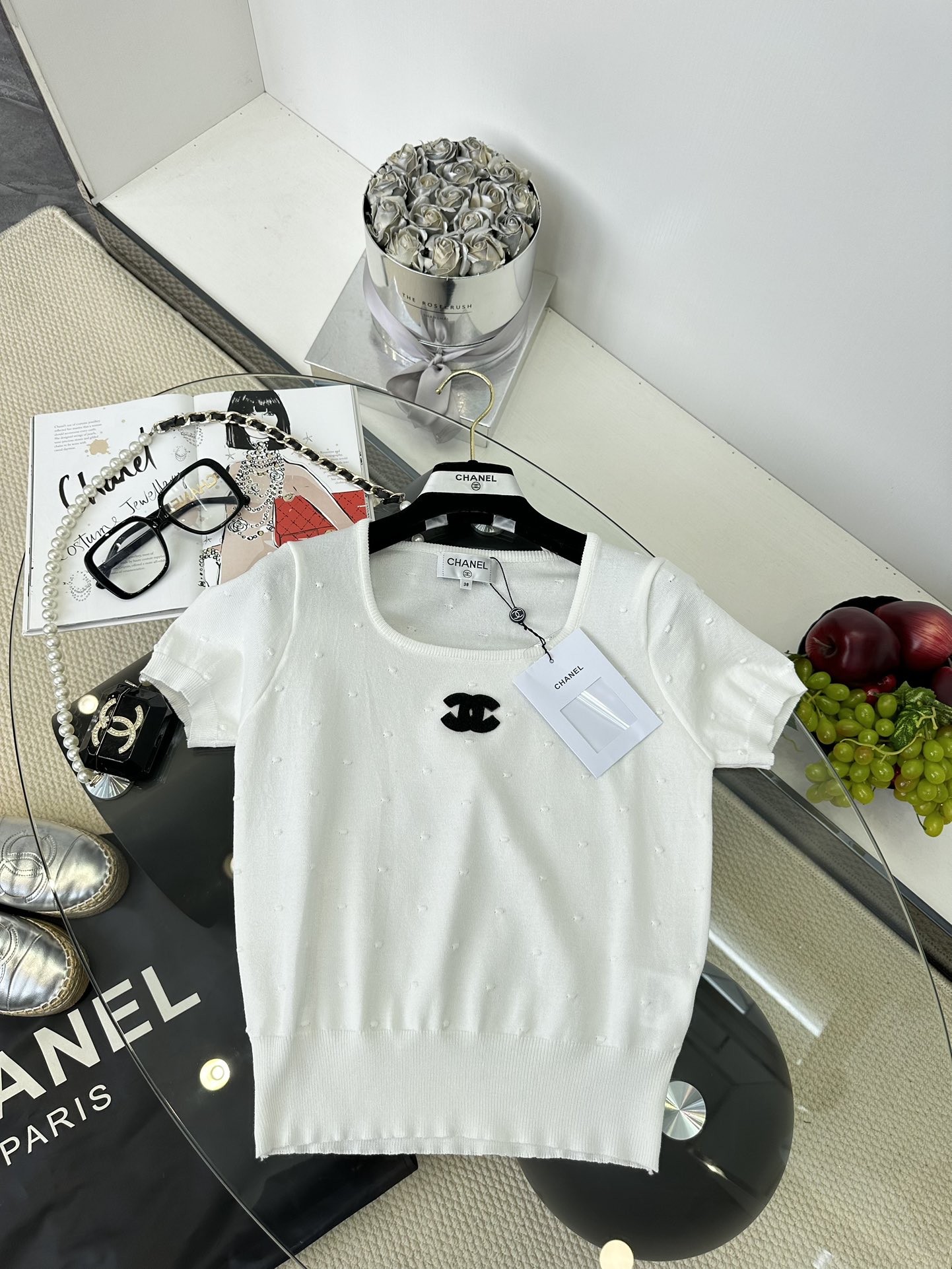 Chanel Vintage Ice Silk Knit Top - U-Neck, Breathable & Comfortable 6 i1746165503 6284 4