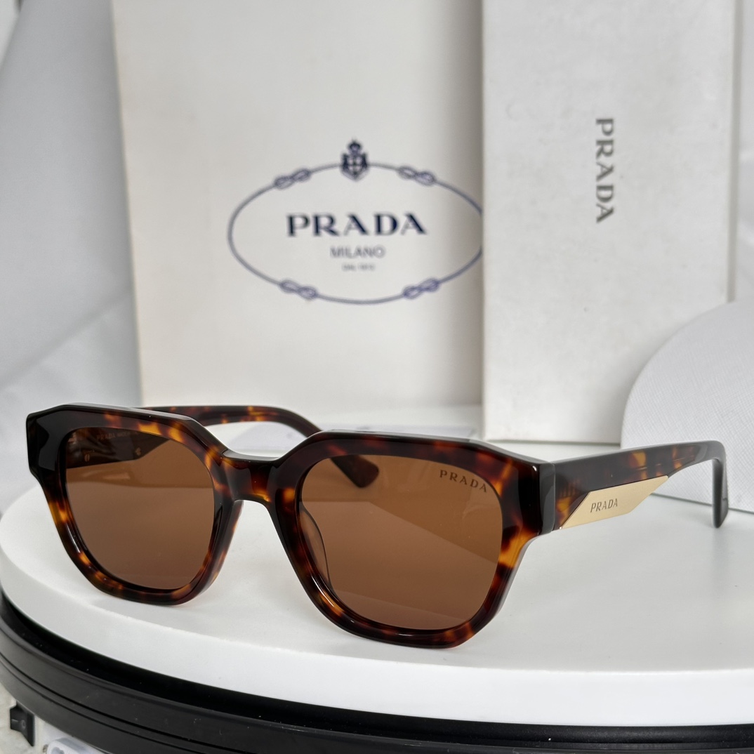  ‼️PRADA⭐️⭐️⭐️MODEL：PR1522⭐️⭐️⭐️SIZE：52口22-145⭐️⭐️⭐️