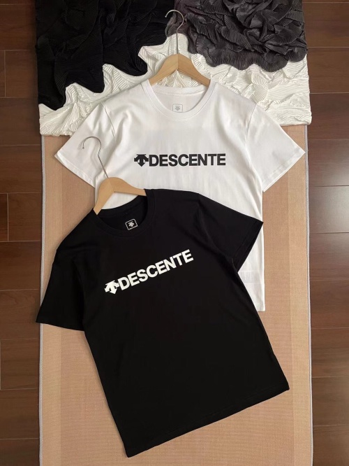 Descente 2025 Summer Series Classic Crew Neck Short Sleeve T-Shirt 1 Descente 2025 Summer Series Classic Crew Neck Short Sleeve T-Shirt