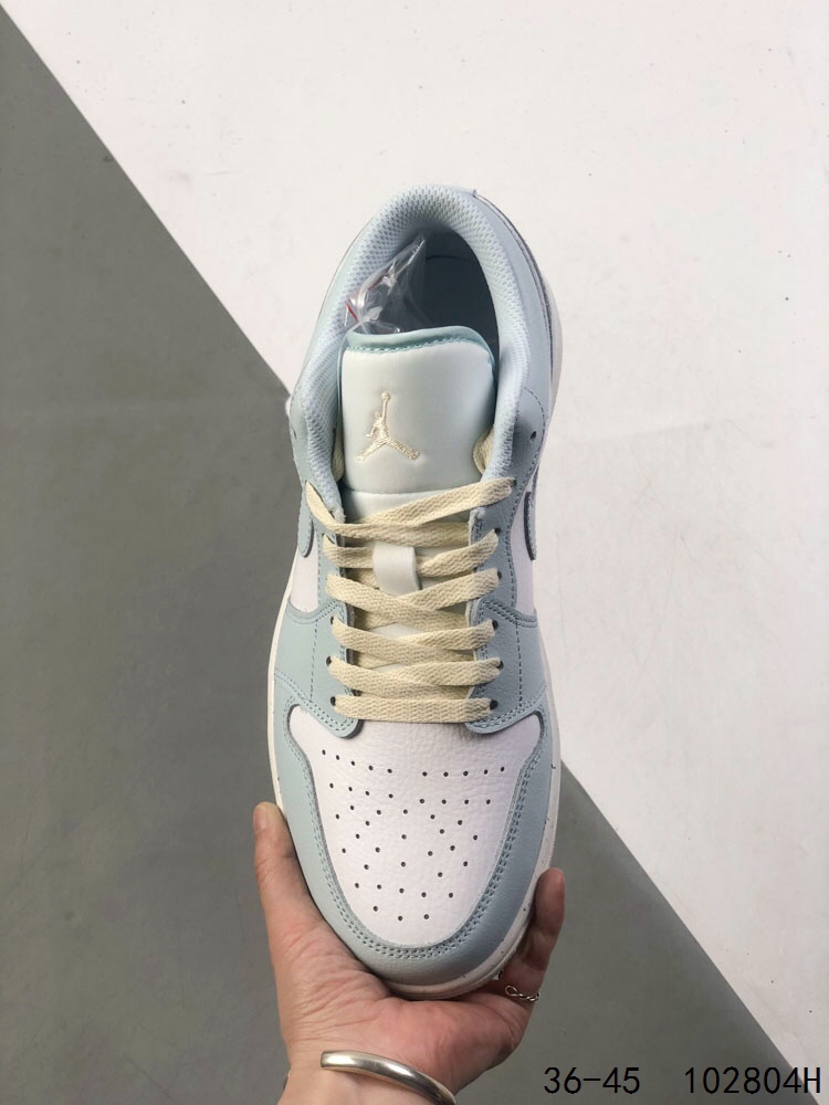 Air Jordan 1 Low Retro Casual Basketball Shoes - Light Blue/White 8 i1746198439 7981 6
